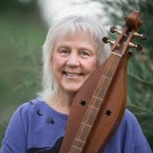Heidi Mueller and her mountain dulcimer