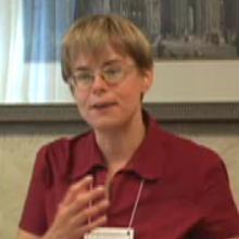 photo of Nichola Torbett giving a presentation